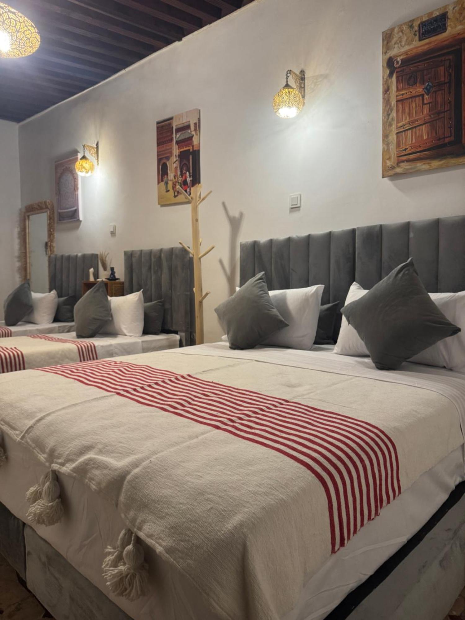 Dar Shauala Hotell Fès Exteriör bild