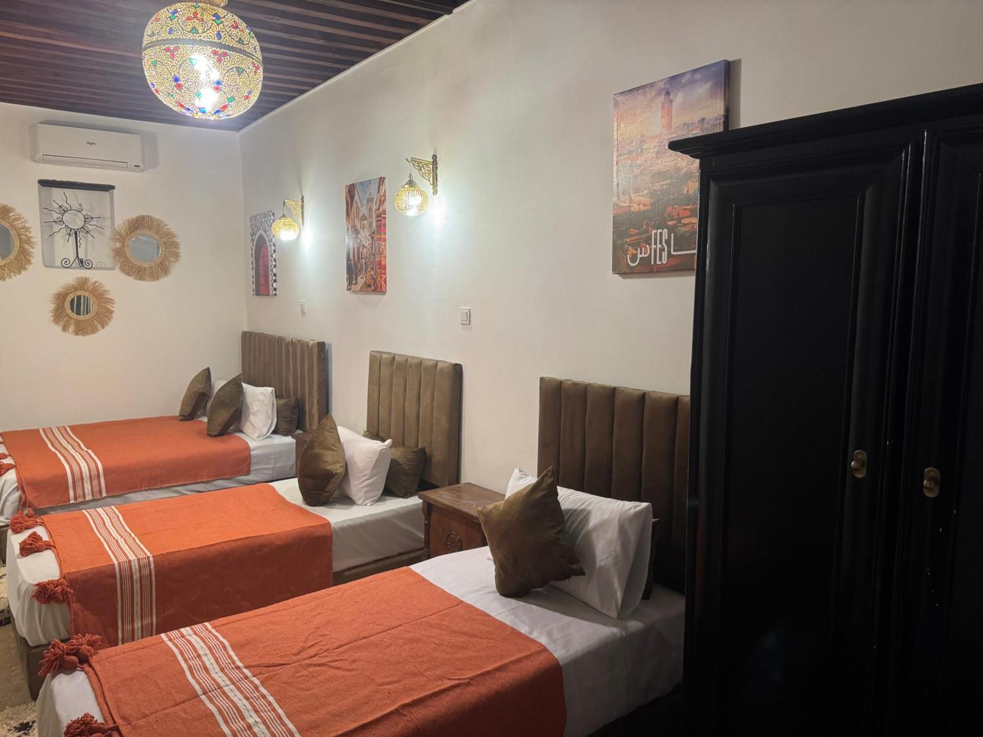 Dar Shauala Hotell Fès Exteriör bild